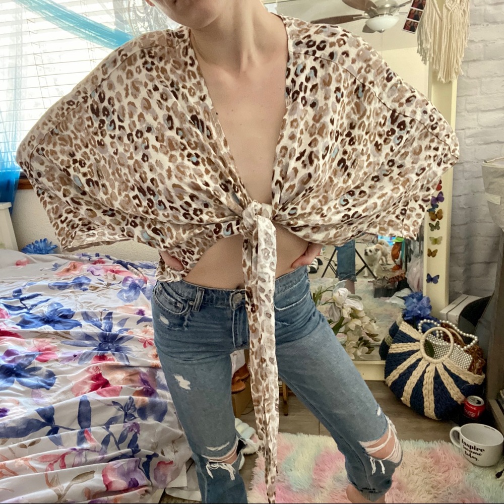 NEW Leopard Wrap Top - Picture 8 of 15